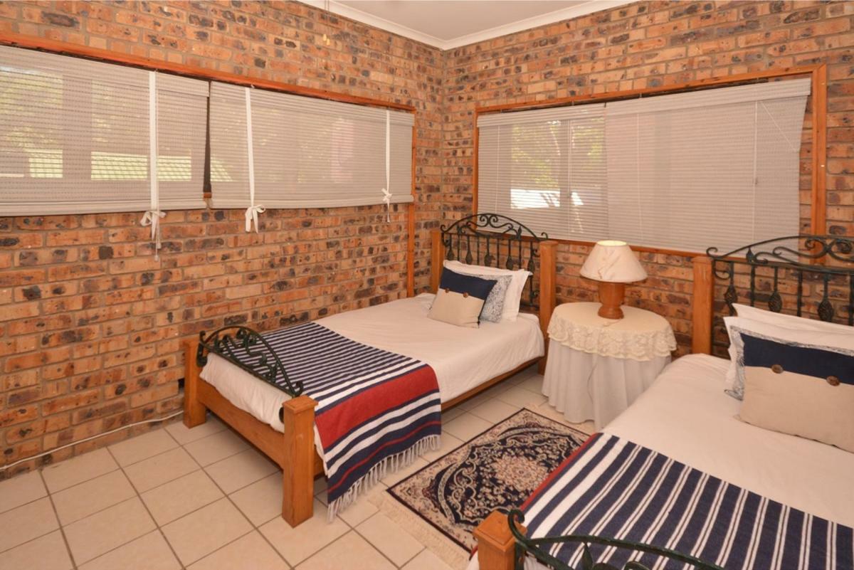 Ironwood Lodge Pennington Room photo